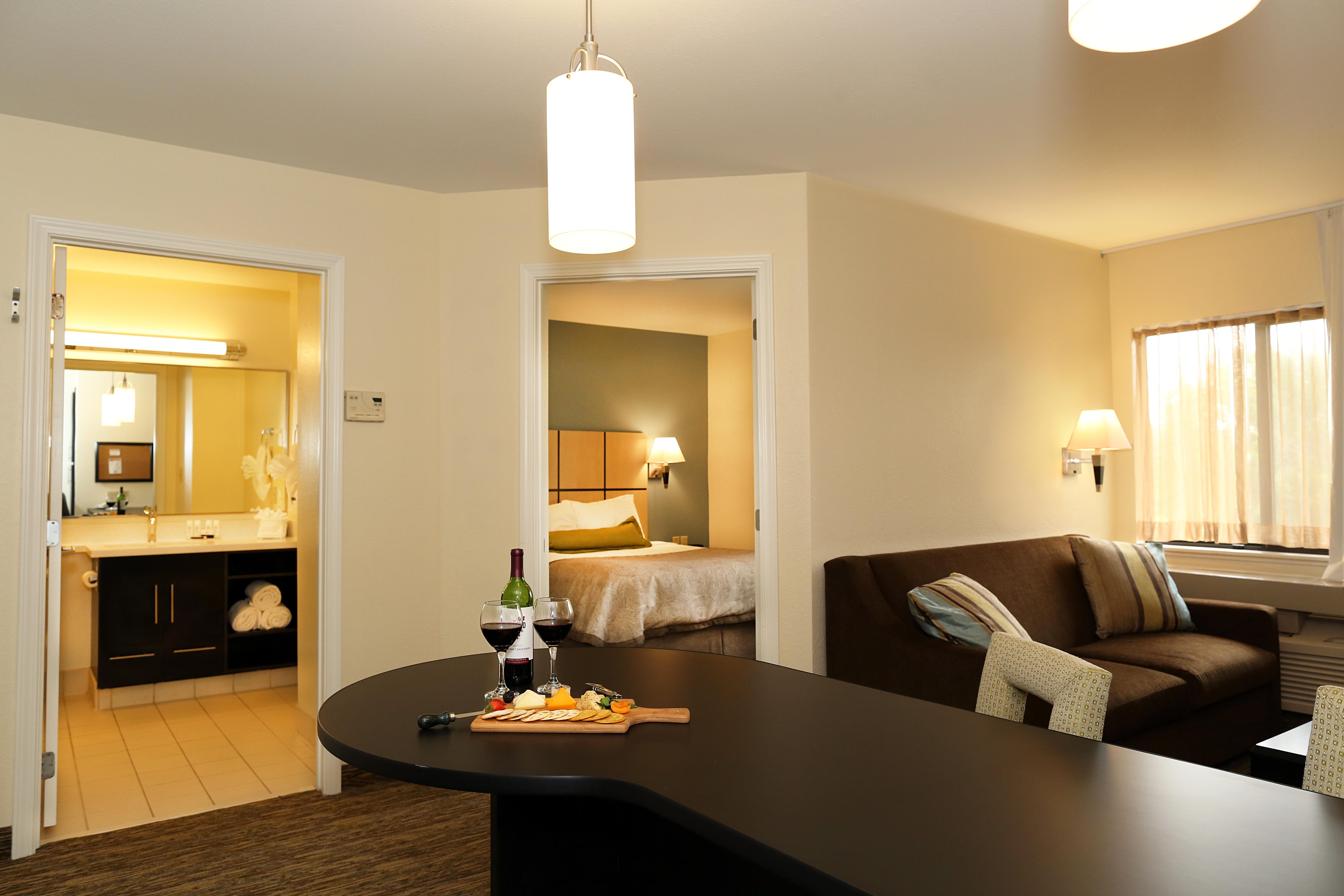 Candlewood Suites East Lansing By Ihg Ngoại thất bức ảnh