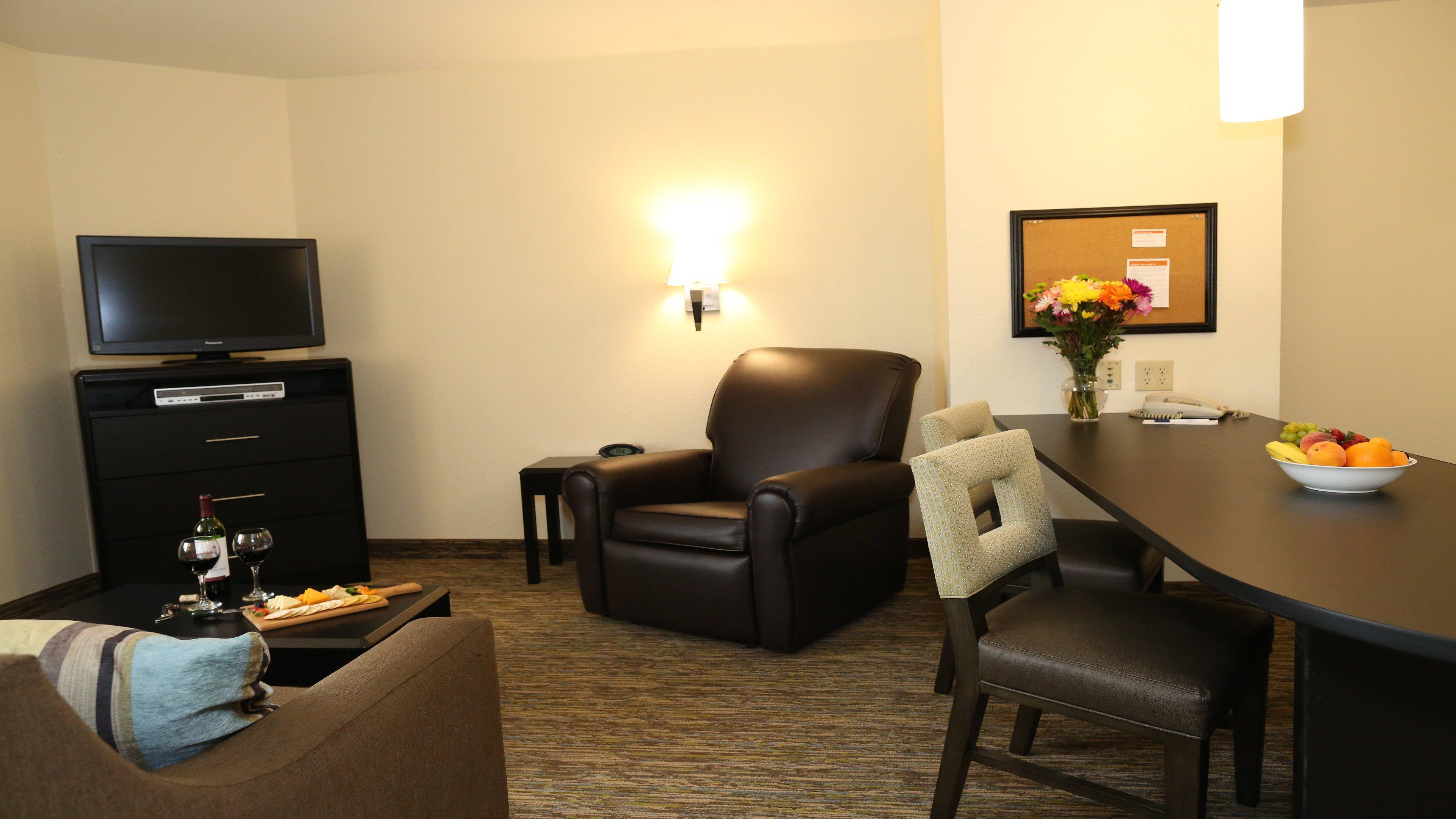 Candlewood Suites East Lansing By Ihg Ngoại thất bức ảnh