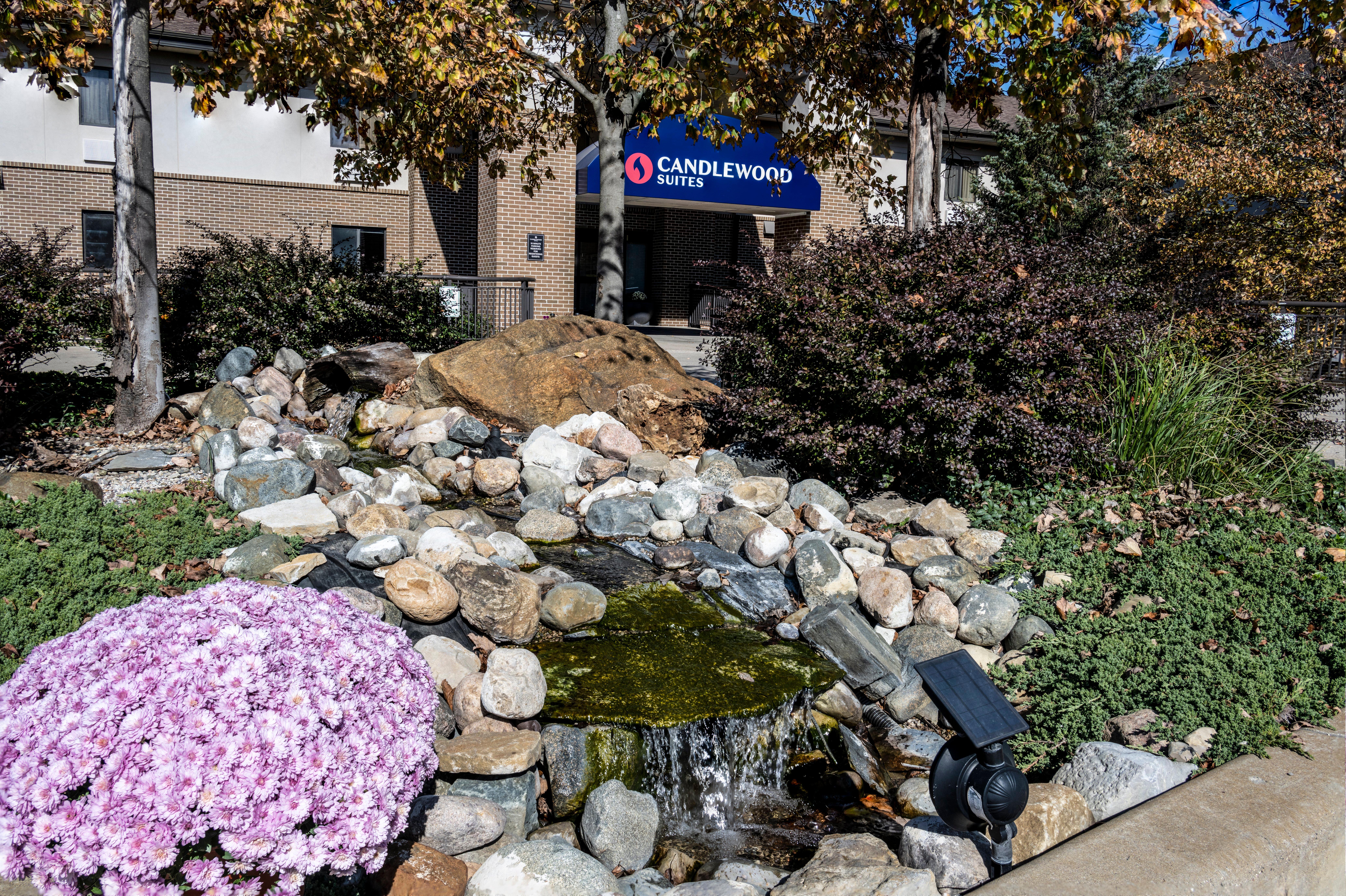 Candlewood Suites East Lansing By Ihg Ngoại thất bức ảnh